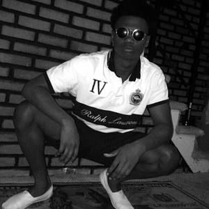 Meet your Posher, Earnesto